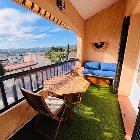 Six Fours Les Lones T2 42m2 Vue Appartement *
