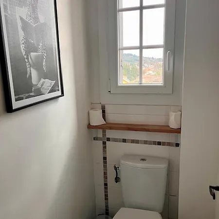 Six Fours Les Lones T2 42m2 Vue Appartement